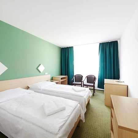 Hotel Mars Prague Exterior photo